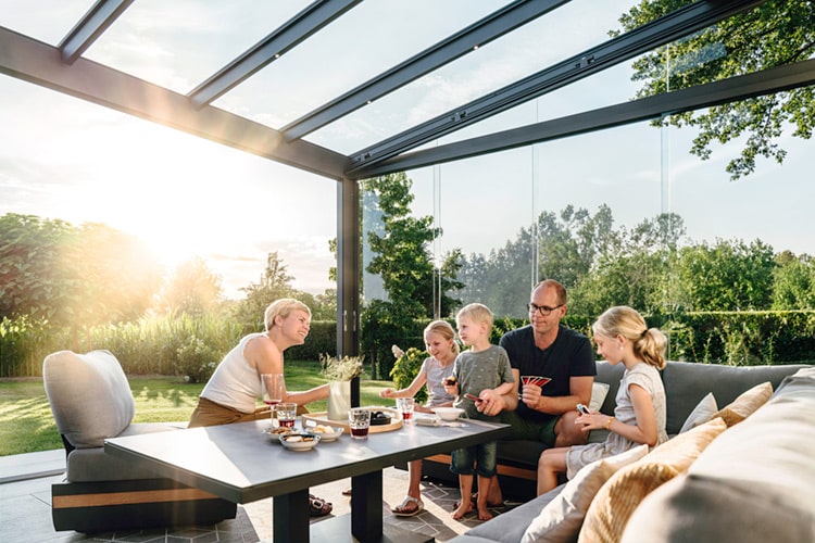 Nur an einem zertifizierten und fachgerecht montierten Terrassendach hat man viele Jahre Freude.